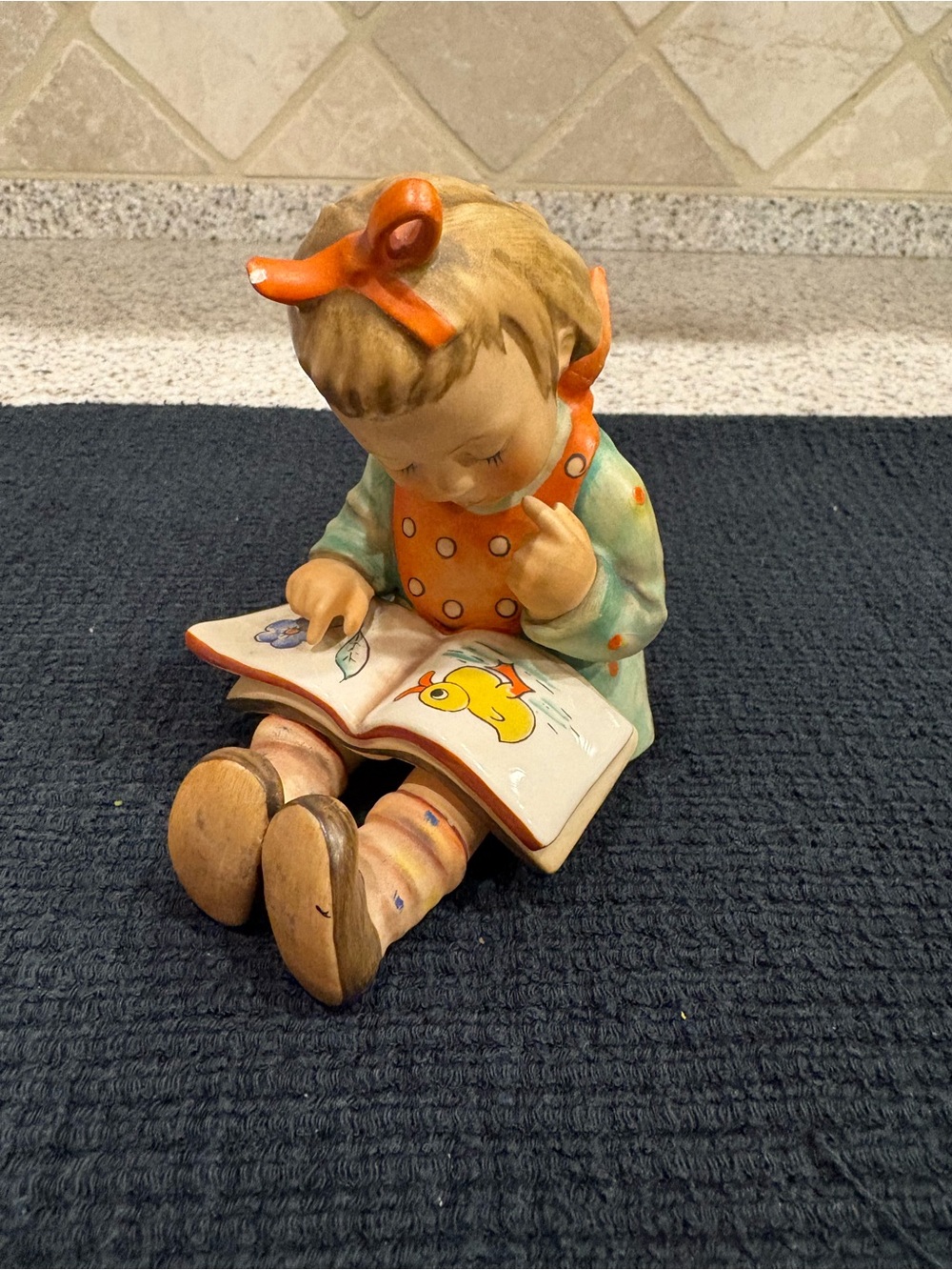 Vintage M.I. Hummel "Bookworm" porcelain figurine